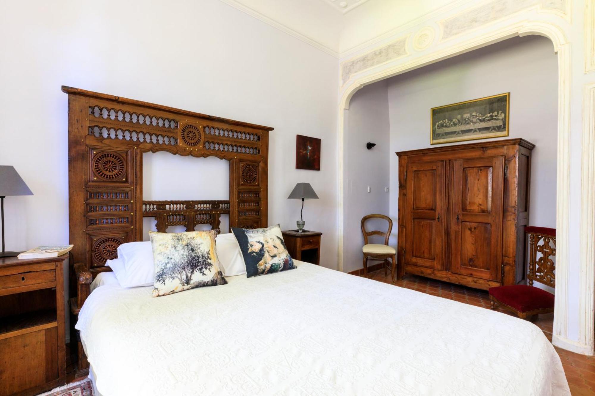 Domaine De Rhodes B&B Avignon Rum bild