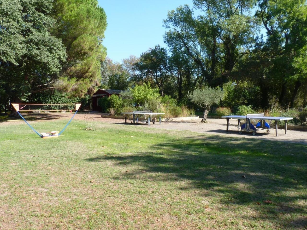 Domaine De Rhodes B&B Avignon Exteriör bild