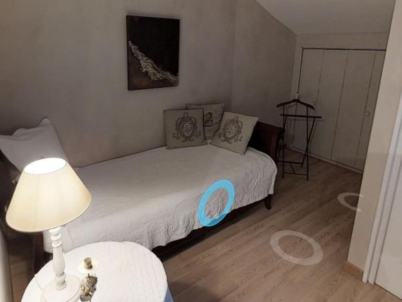 Domaine De Rhodes B&B Avignon Rum bild
