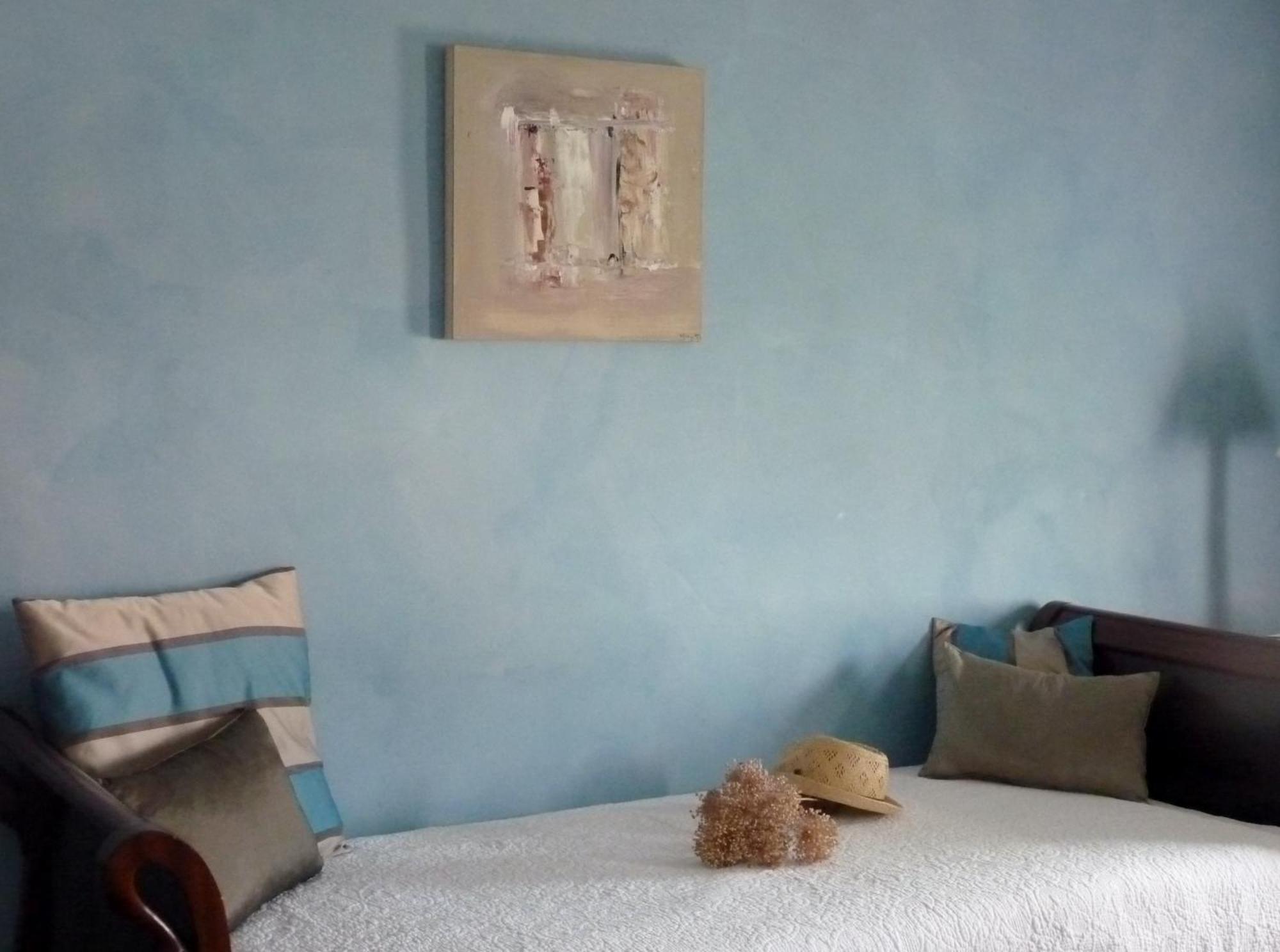 Domaine De Rhodes B&B Avignon Rum bild